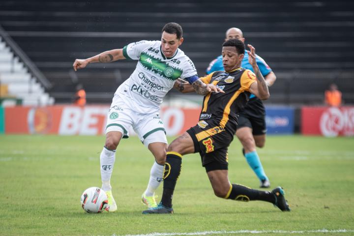 2022巴乙12轮:达伽马终结狐狸八连胜,累西腓闷平工会|克鲁塞罗