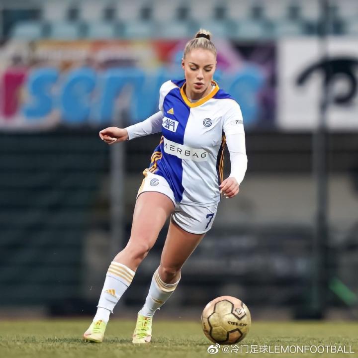 最美女球员安娜玛丽亚马尔科维奇