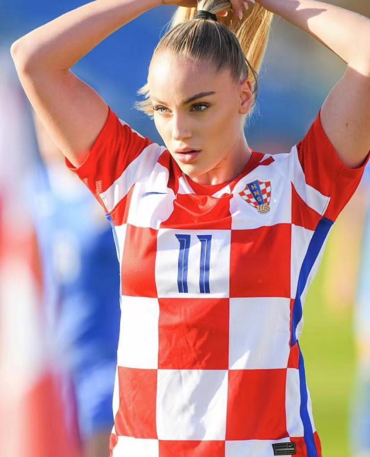 最美女球员安娜玛丽亚马尔科维奇