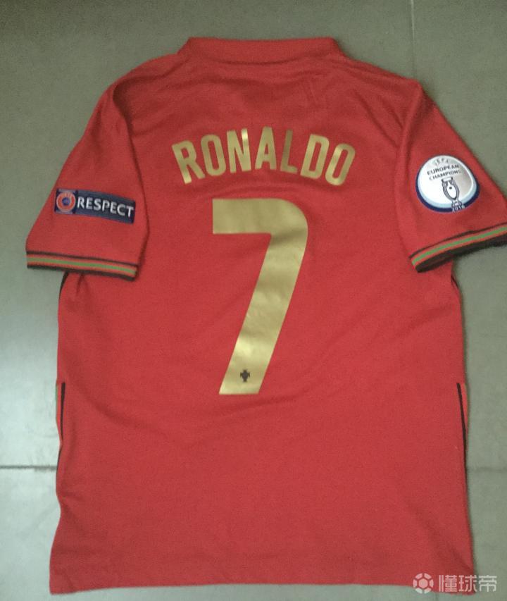 初中最后一年买的球衣林皇林皇